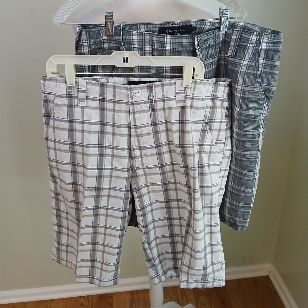 Calvin Klein 2 Pair Plaid Shorts Size 36